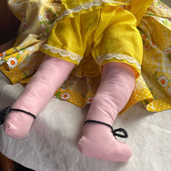 Vintage handmade cloth doll primitive embroidered 18”/19”. - Picture 2 of 7